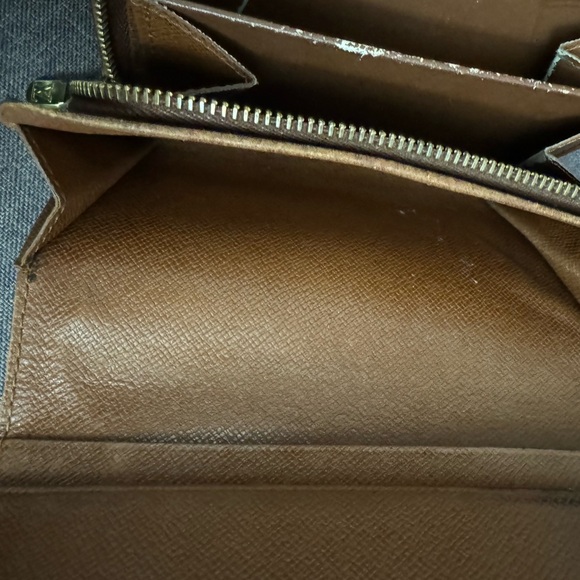 Louis Vuitton Wallet - compact - Picture 10 of 14